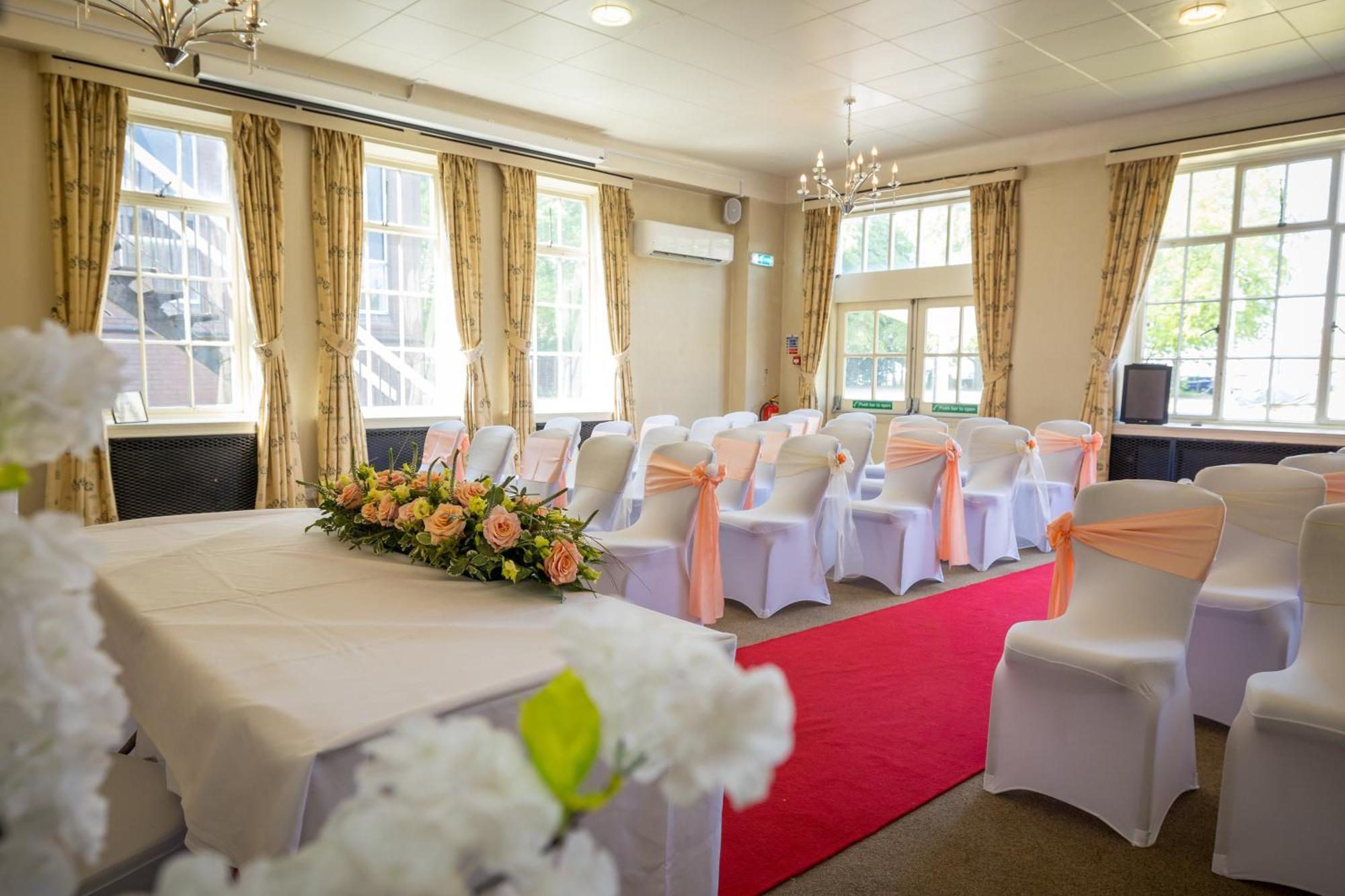 The Derby Conference Centre And Hotel Ngoại thất bức ảnh